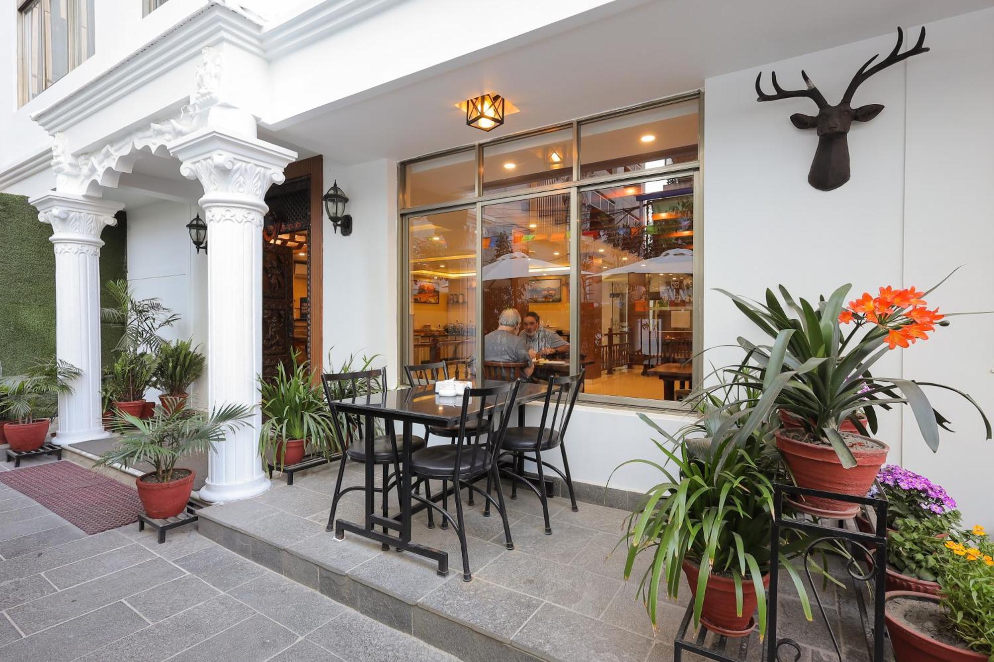 Magnificent Hotel Kathmandu Exterior photo